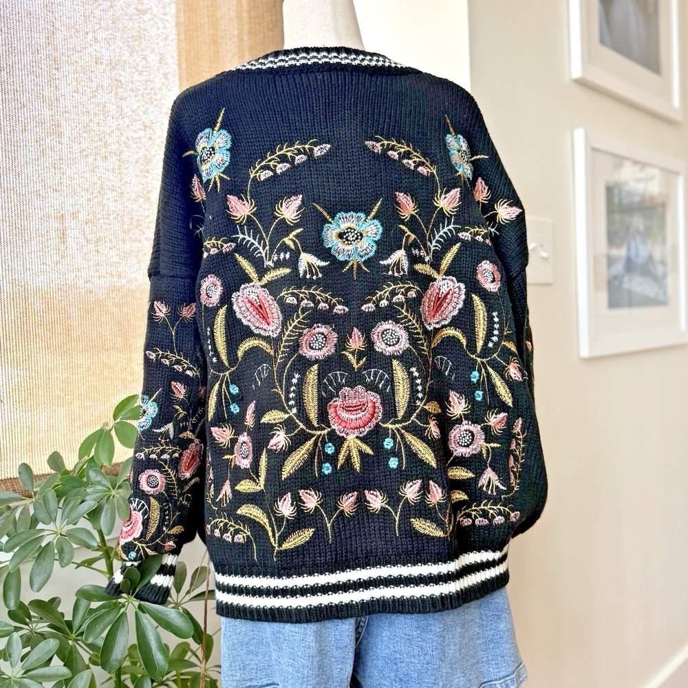 L'Atiste‎ Embroidered Knit Cardigan Jacket Women's S Oversized Floral Boho - Picture 4 of 14